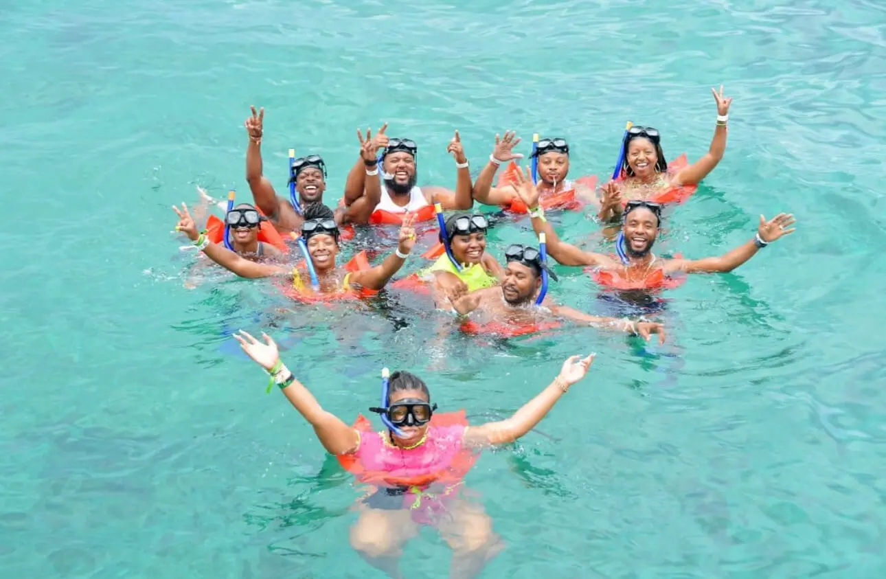 Family Snorkel Stop at Marine Park (15:00) Crew fits child-sized snorkel gear and supervises kids in the water