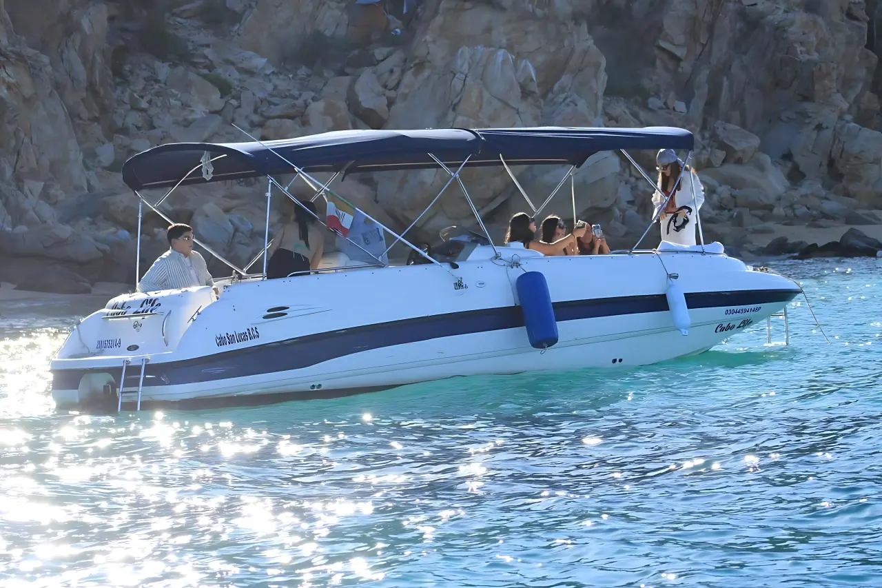 Meeting Point – Cabo San Lucas Marina
