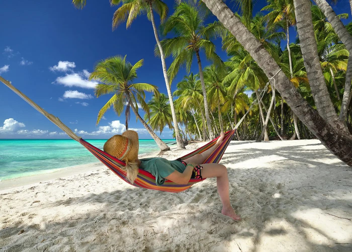 Cayo Levantado: lunch, then beach time Disembark at the island pier. Beachside lunch served at 10:00, followed by roughly two hours of free time on the sand.