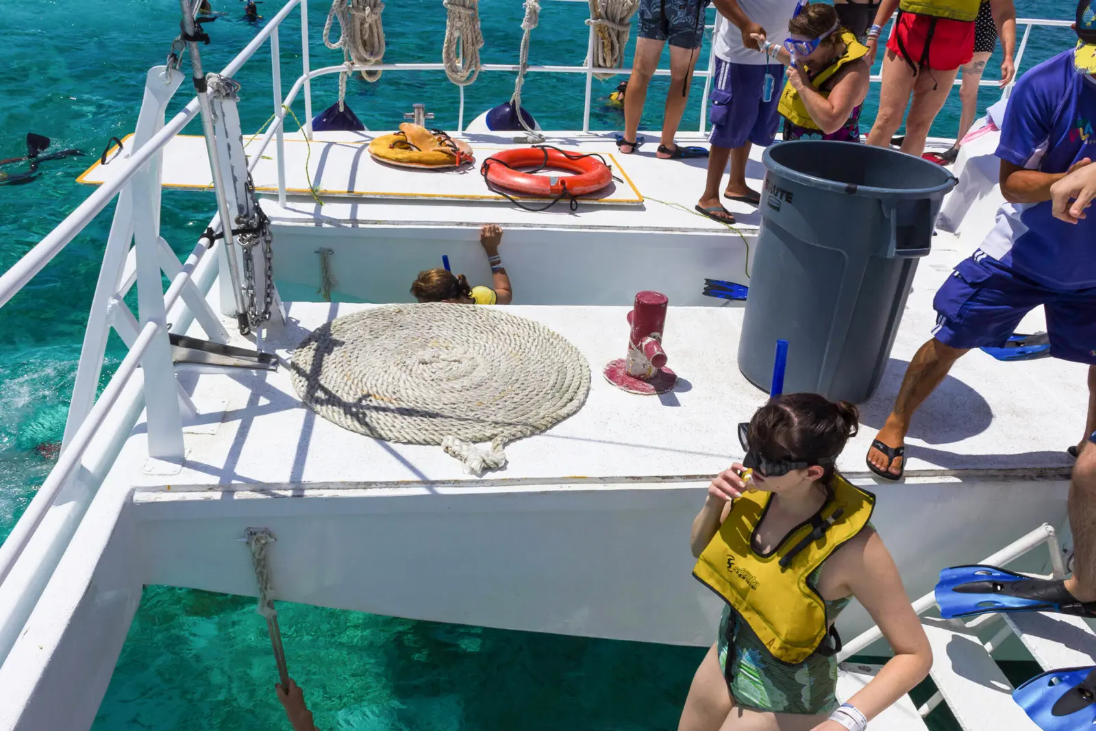 Boarding & cruise to Catalina Relaxed catamaran ride with drinks and ocean views