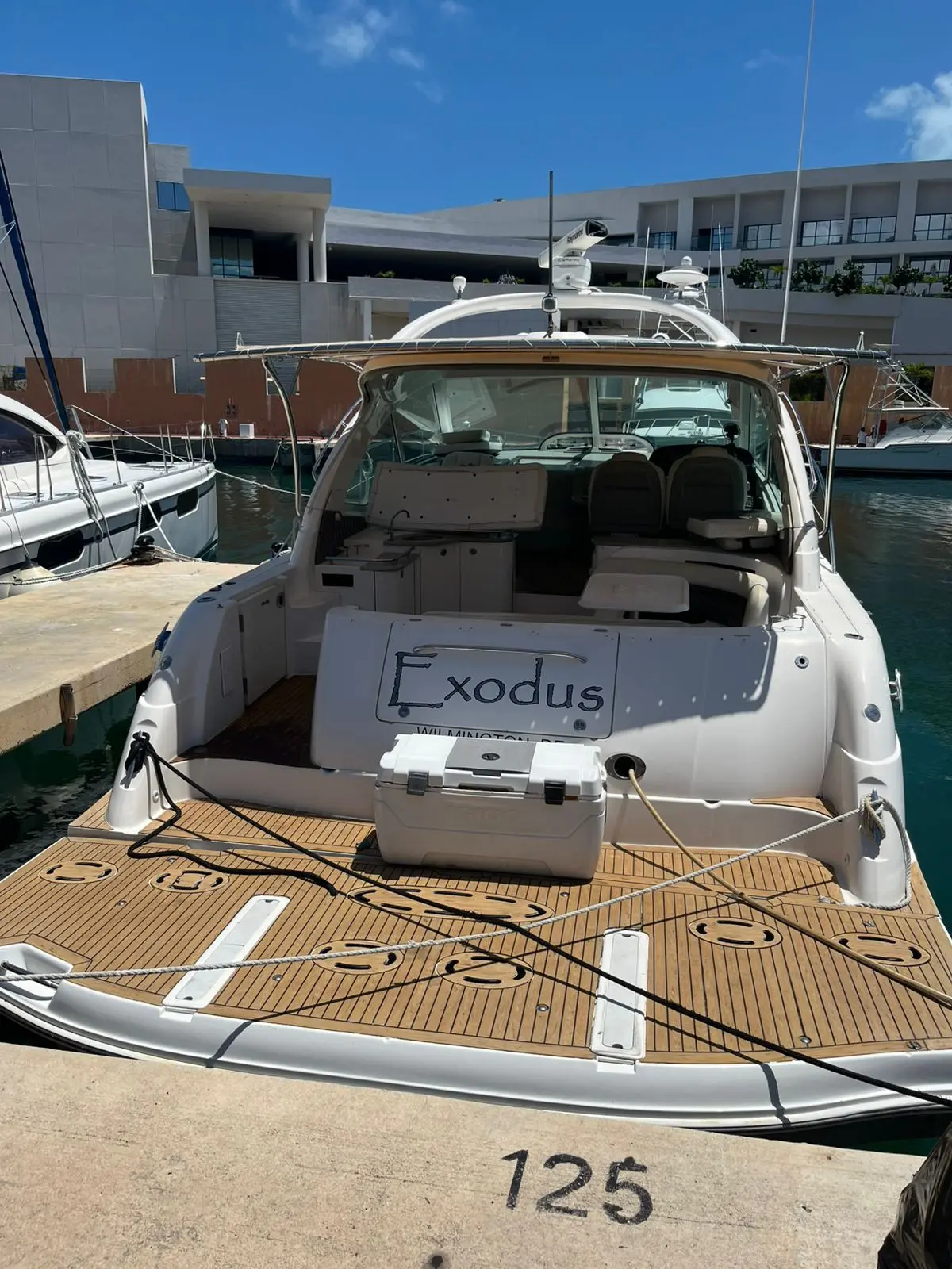 Marina check-in Arrival, ID check, and boarding