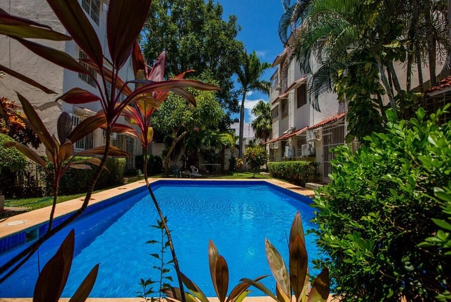 8. Casa Blanca Boutique & Organic