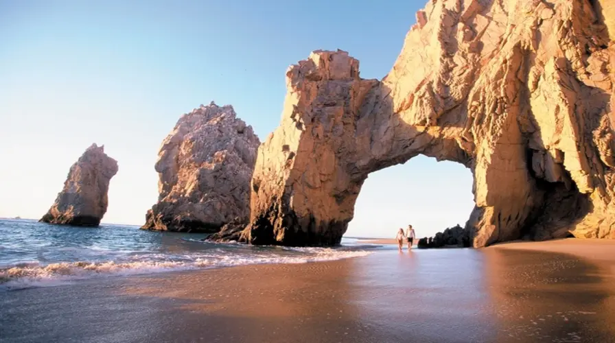 Cabo San Lucas: Geography and Natural Setting