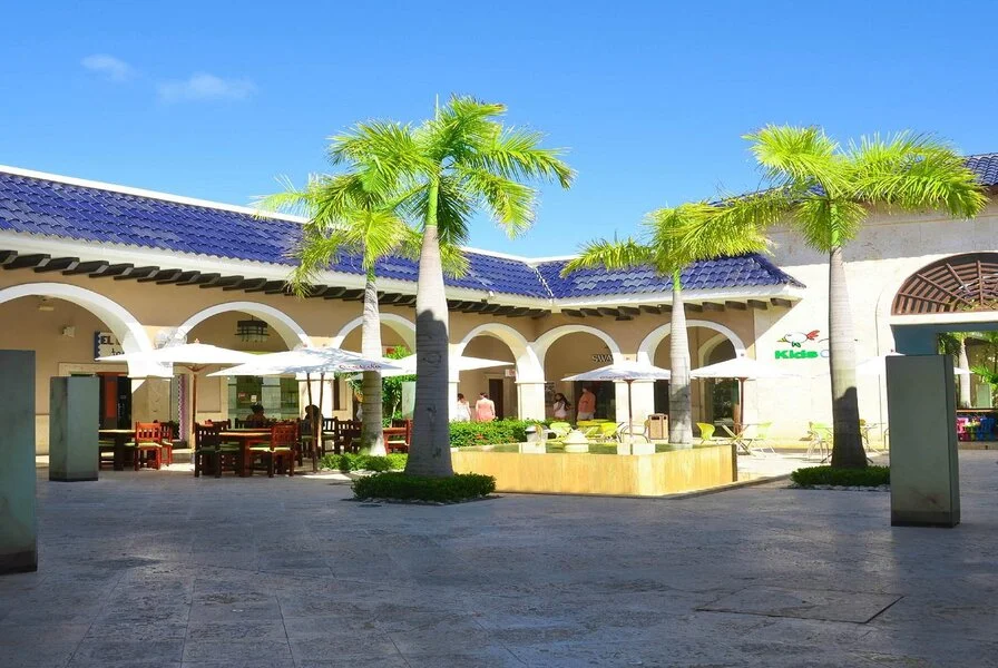 1. Explore Palma Real Shopping Village