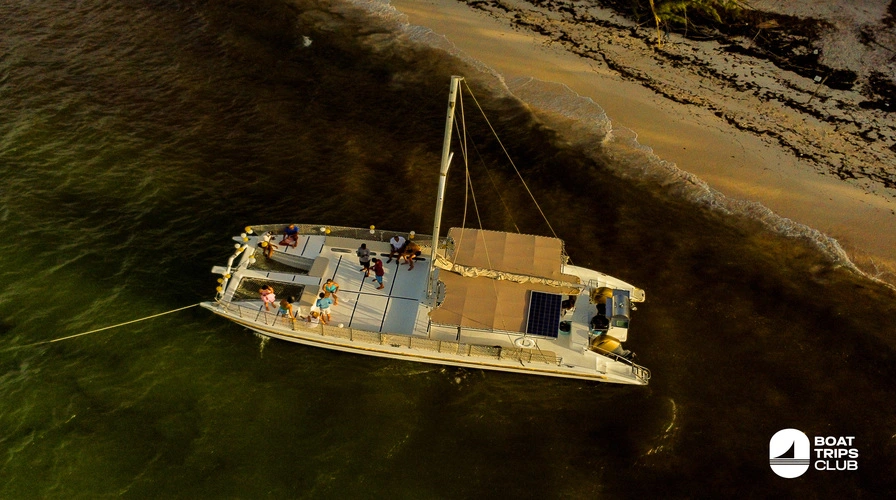 2. Sunset Yacht Parties and Celebrations - Indulge in Luxury Yacht Rentals and Private Boat Trips