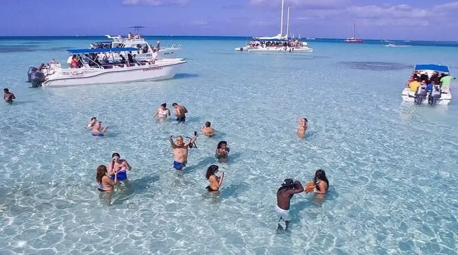 4. Boat Trip to Saona Island - Top 10 Punta Cana Excursions for Families