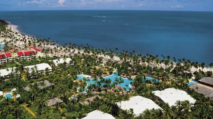 7. Meliá Punta Cana Beach Resort – Solo adultos - Ranking de los 10 mejores hoteles todo incluido en Punta Cana para 2025