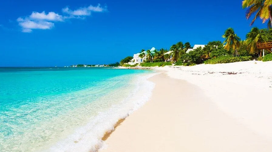 Fact 1 We Have Over 900 Miles of Coastline (and Some of It Glows) - Fun Facts About Jamaica