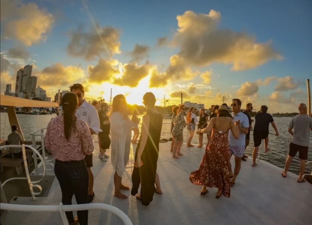Cartagena Sunset Catamaran – Open Bar & Live DJ