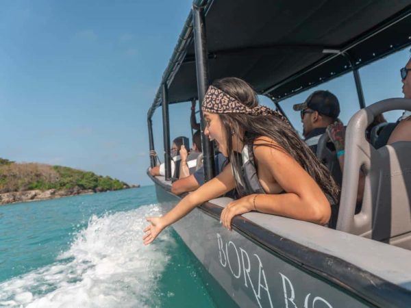 The Rosario Islands Beach-Club Day – 3 Islands Shared Tour