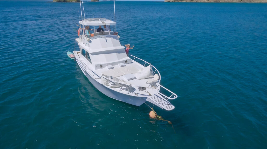 Flamingo Fishing Charter 47 ft – Sailfish, Tuna & Whales