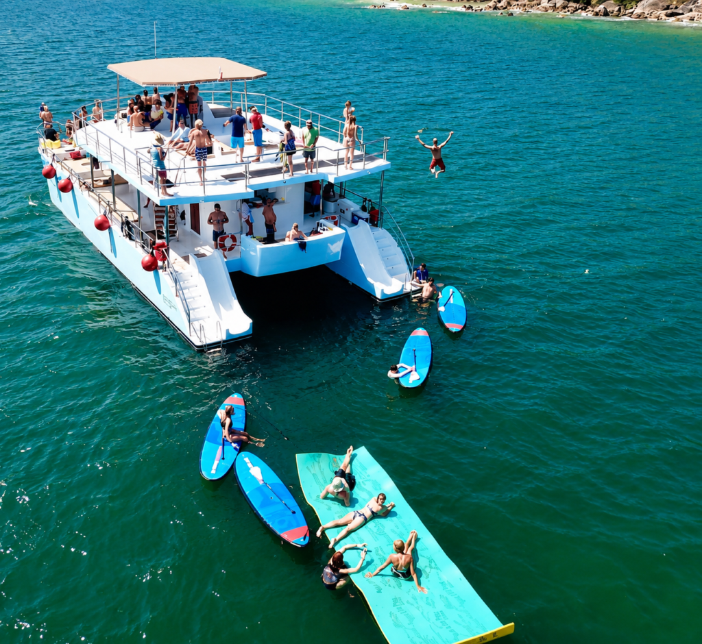 Punta Mita Coast Catamaran Cruise: 4 Hours