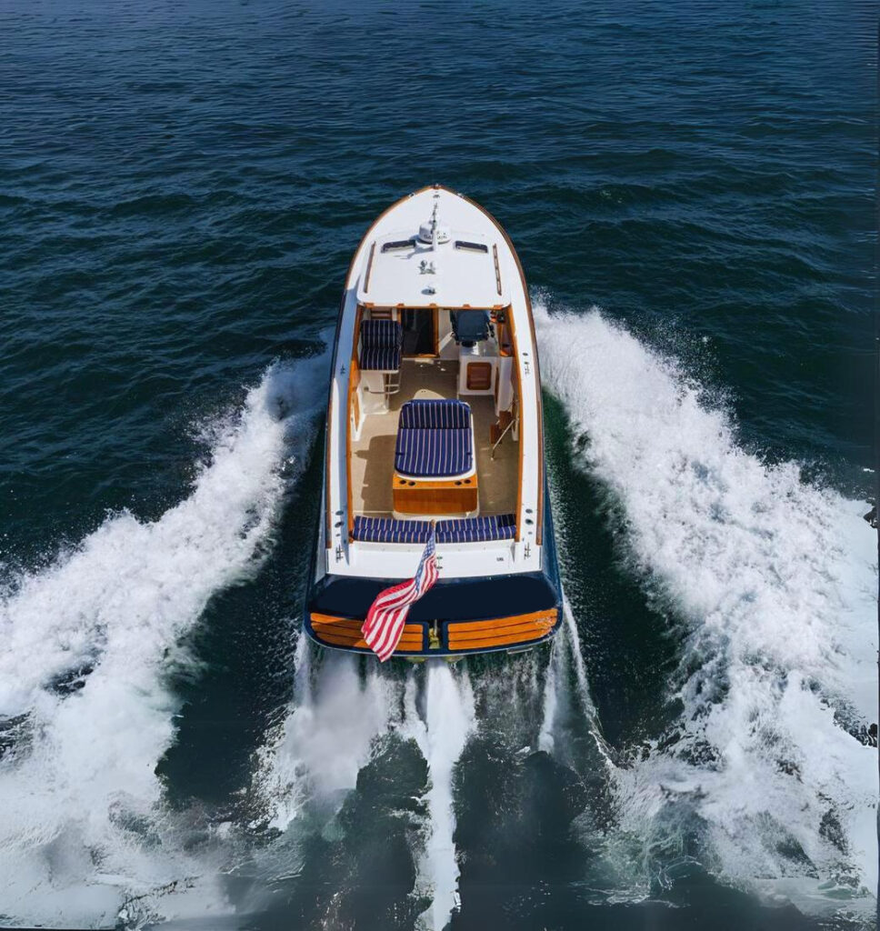 36 ft Classic Hinckley Yacht Los Sueños – Tortuga Island