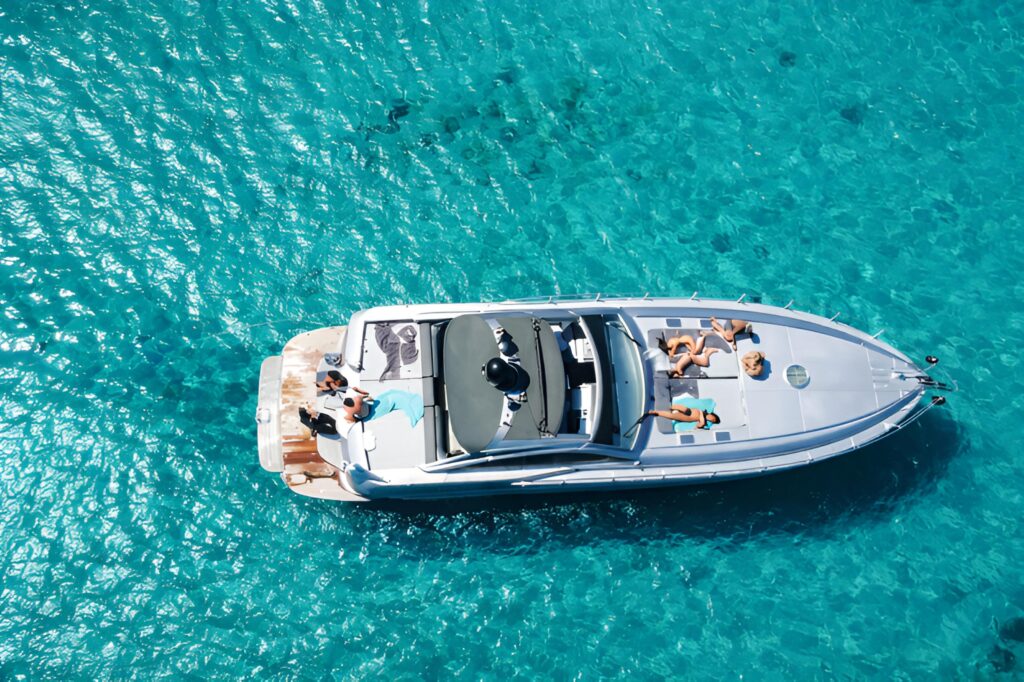 Private Mykonos Yacht: Delos, Rhenia & Beach Clubs