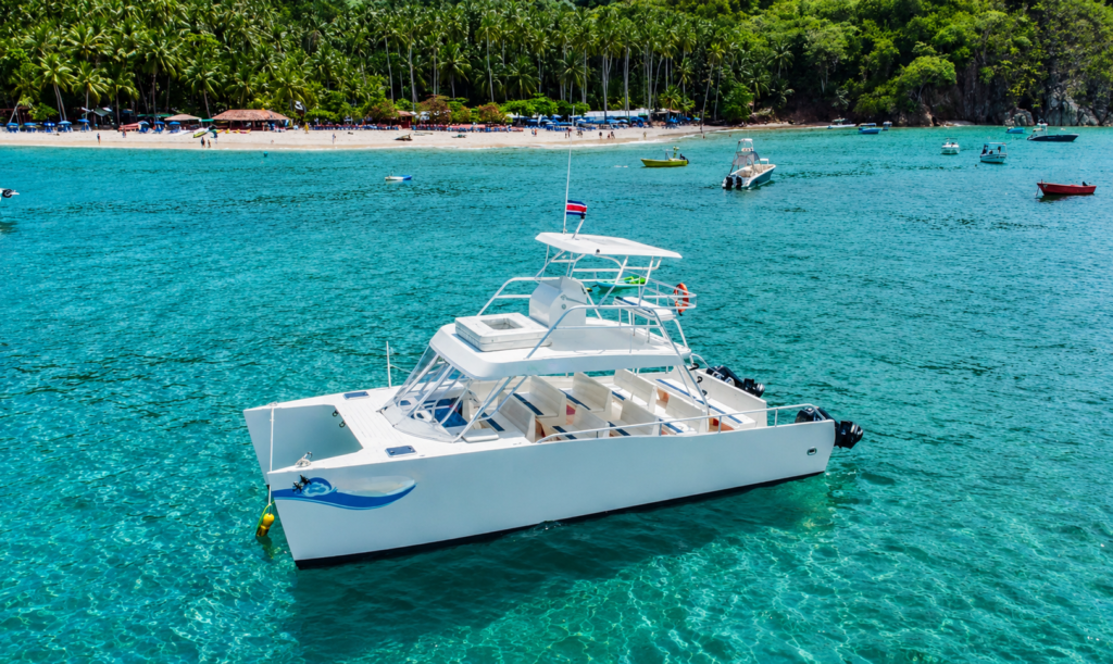 Private Catamaran to Tortuga Island, Jaco