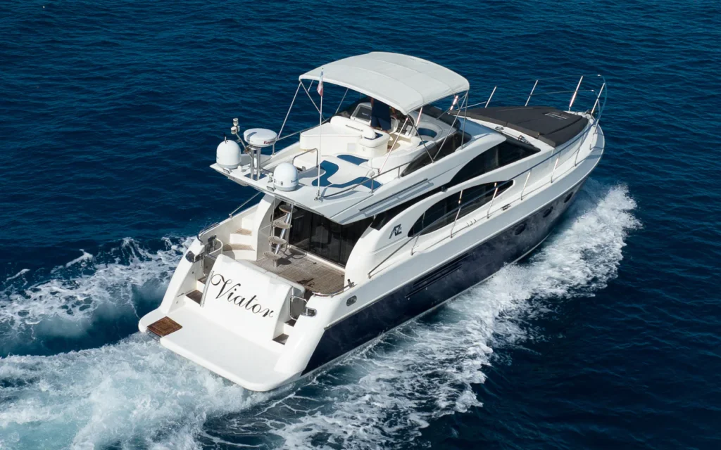 Private Yacht Charter Riviera Maya – 50ft Azimut, 20 Guests