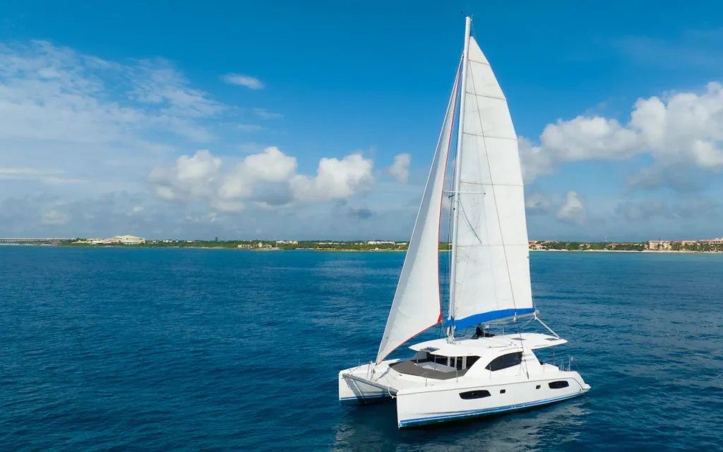 Luxury Catamaran Riviera Maya – 44ft Leopard, 35 Guests