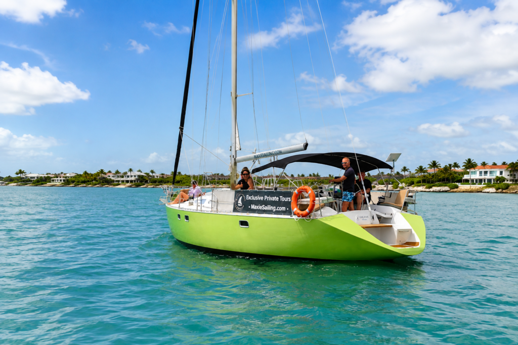 Curacao Shore Excursion: Private Sail & Lunch